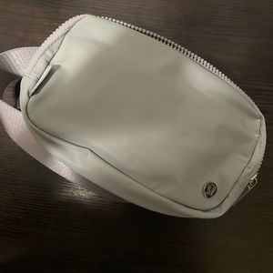 Lululemon Silver Drop Everywhere Belt Bag